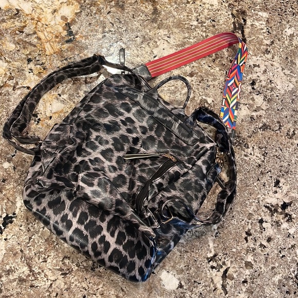 Leopard print backpack/purse - Picture 2 of 3